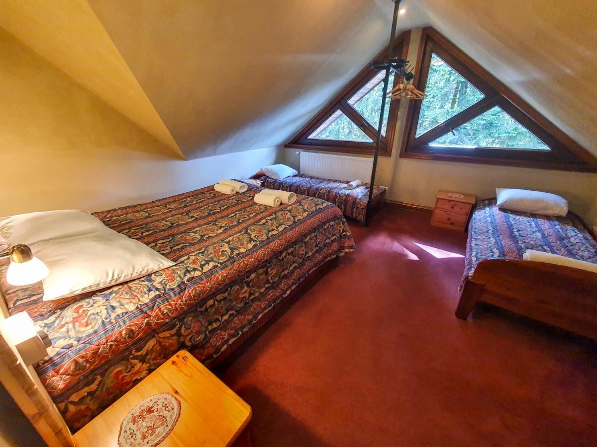 Bukowa Chata Jugów Extérieur photo